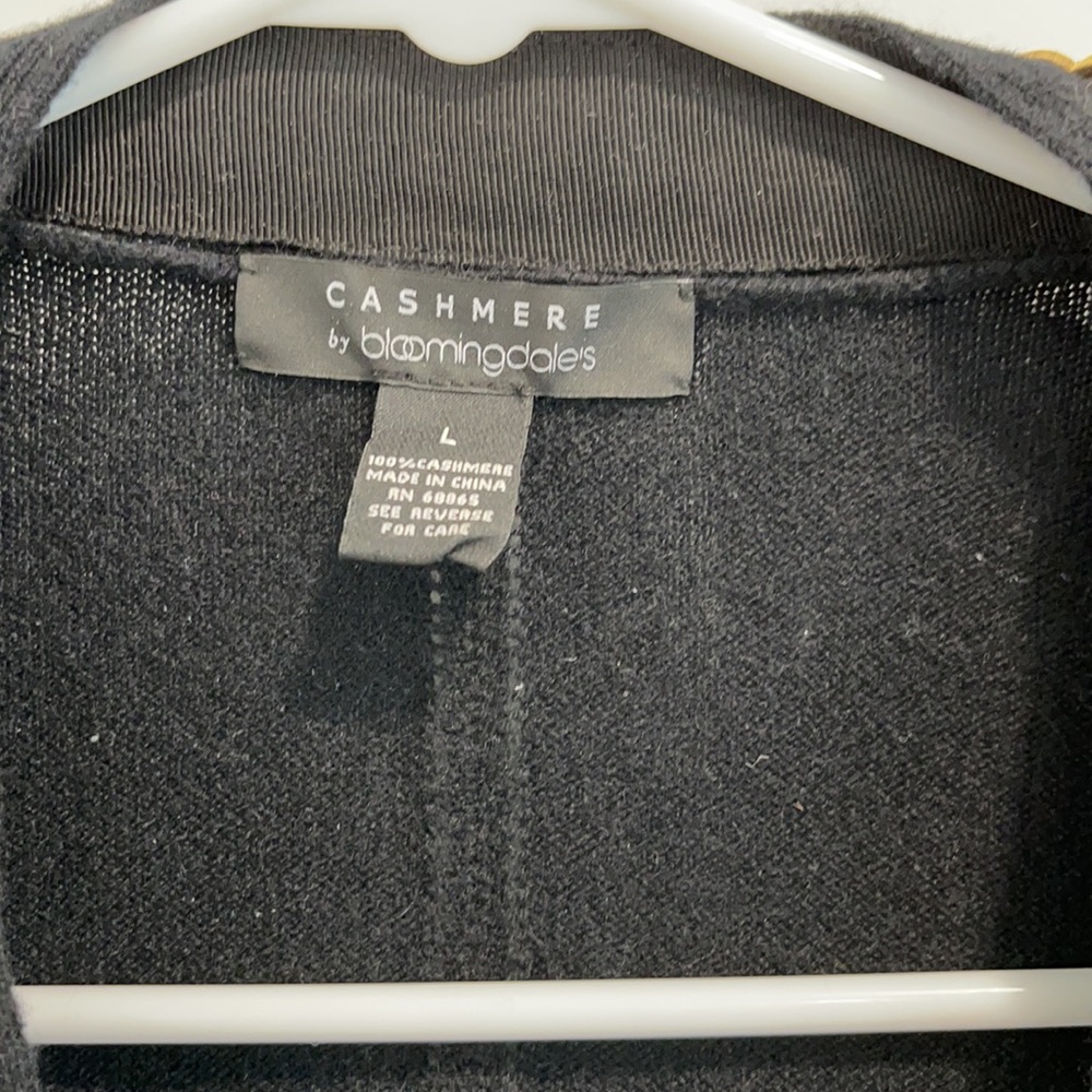 Bloomingdales cashmere cardigan - Picture 2 of 5